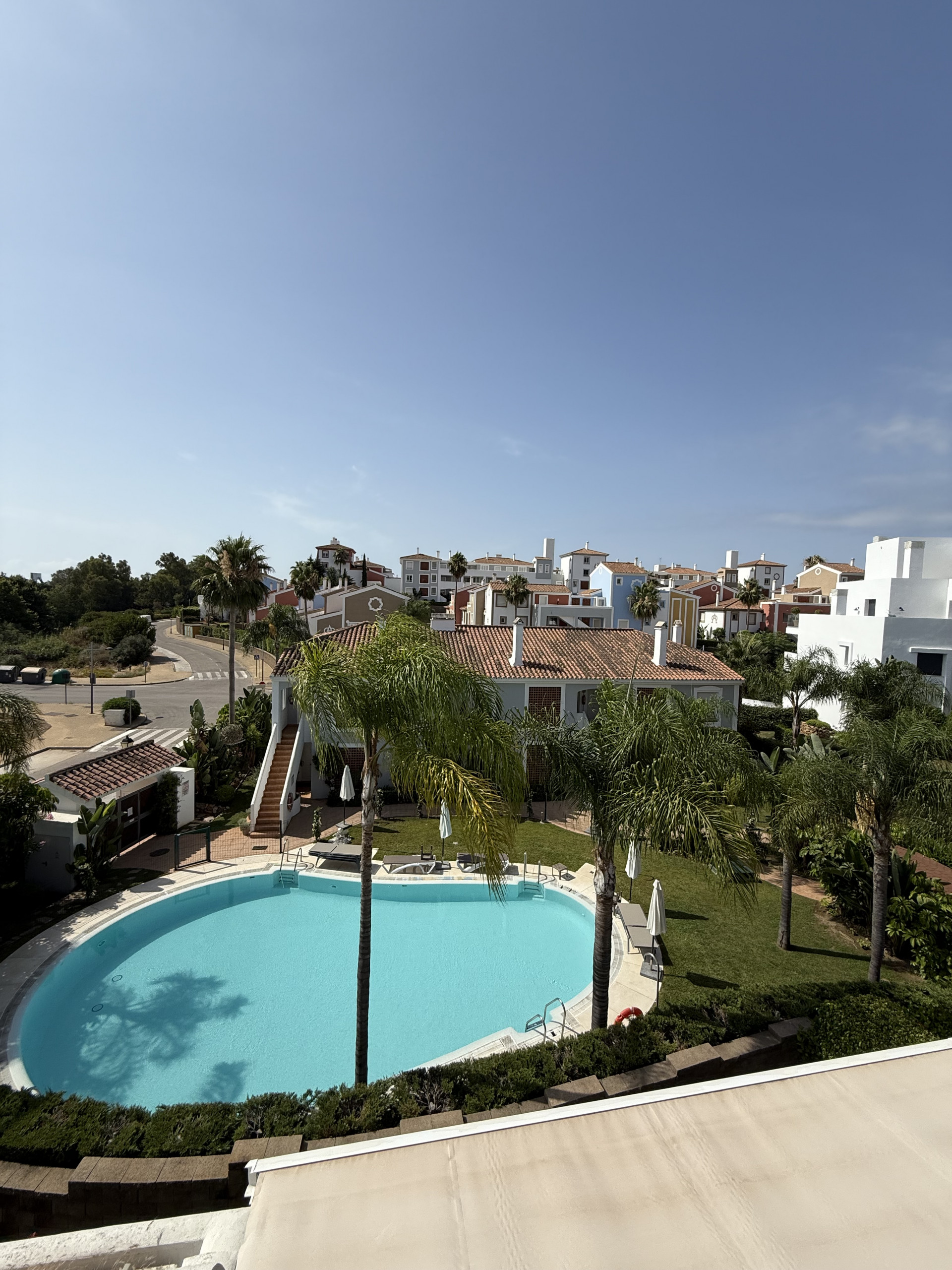 El Paraiso, Estepona